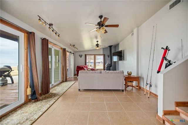 1067 County Road 307 N, Port Lavaca, TX 77979