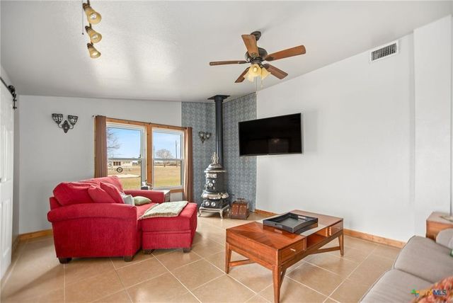 1067 County Road 307 N, Port Lavaca, TX 77979