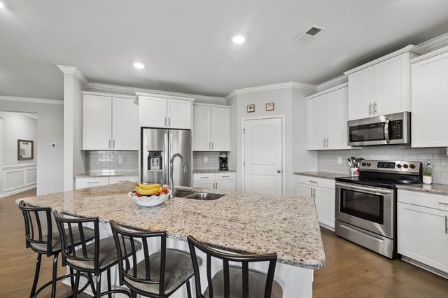 9003 Lockeland Dr, Spring Hill, TN 37174