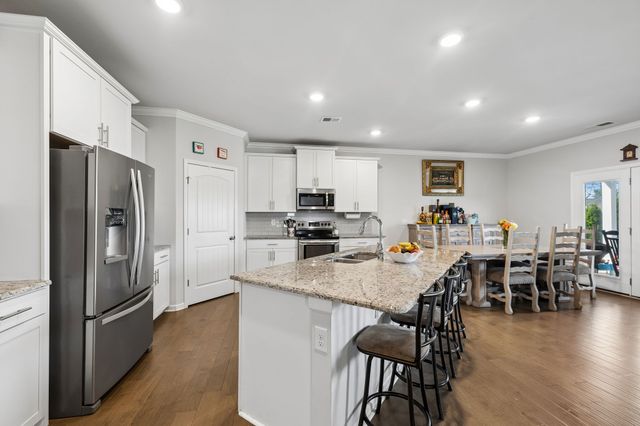 9003 Lockeland Dr, Spring Hill, TN 37174