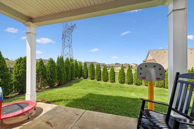 9003 Lockeland Dr, Spring Hill, TN 37174