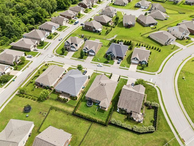 9003 Lockeland Dr, Spring Hill, TN 37174