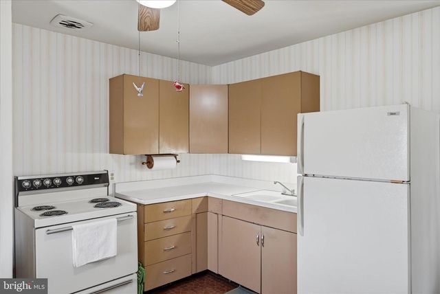 814 W 15TH ST, Front Royal, VA 22630
