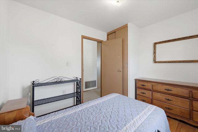 814 W 15TH ST, Front Royal, VA 22630