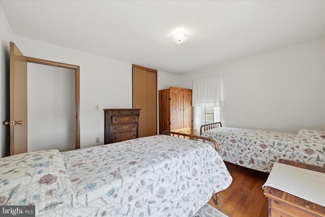 814 W 15TH ST, Front Royal, VA 22630