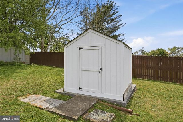 814 W 15TH ST, Front Royal, VA 22630