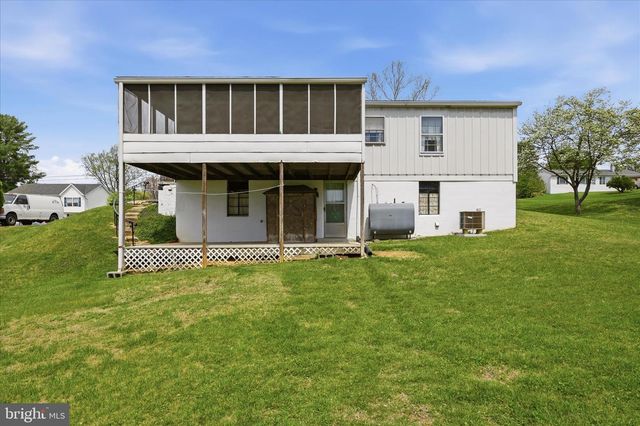 814 W 15TH ST, Front Royal, VA 22630