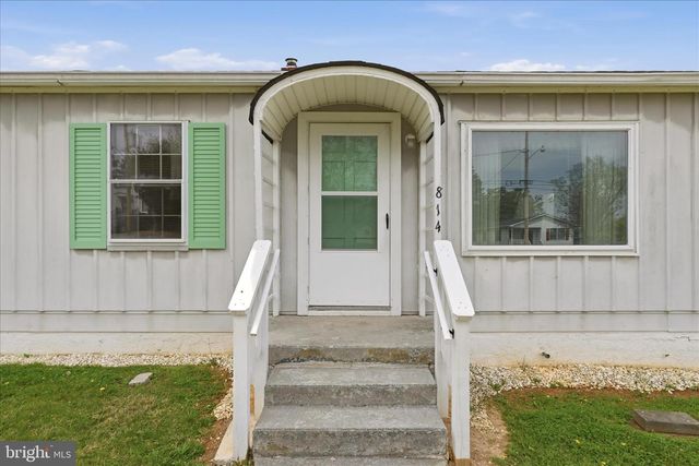 814 W 15TH ST, Front Royal, VA 22630