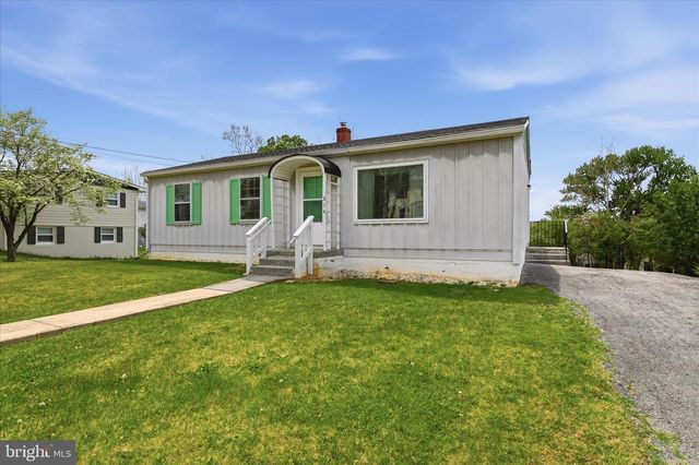 814 W 15TH ST, Front Royal, VA 22630