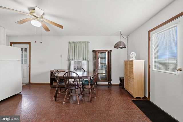 814 W 15TH ST, Front Royal, VA 22630