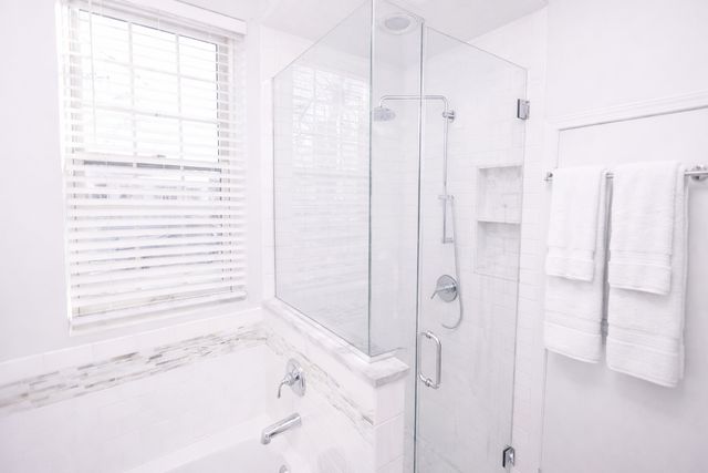 4452 S University Avenue 1S, Chicago, IL 60653