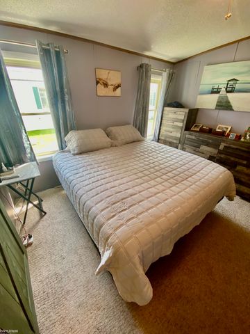 1792 Meadowlark Lane, Kimball, MI 48074