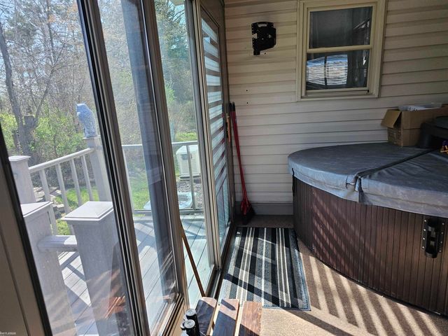 1792 Meadowlark Lane, Kimball, MI 48074