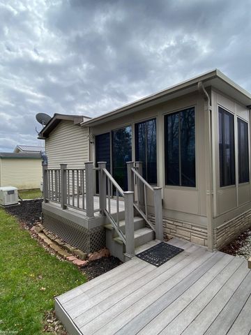 1792 Meadowlark Lane, Kimball, MI 48074