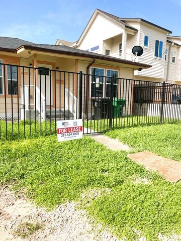 4620 Nichols Street, Houston, TX 77020