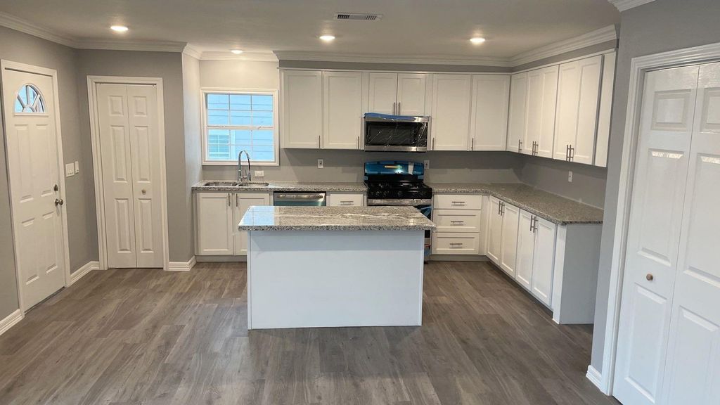 4620 Nichols Street, Houston, TX 77020