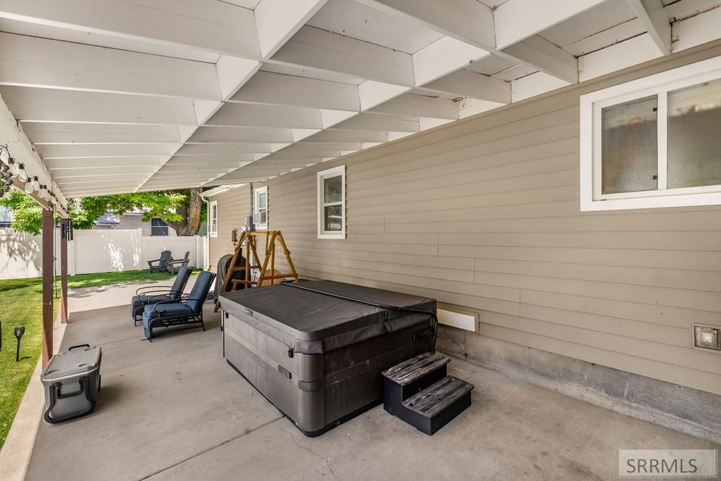 Image 25 of property listing at 525 1 E, Ririe, ID 83443