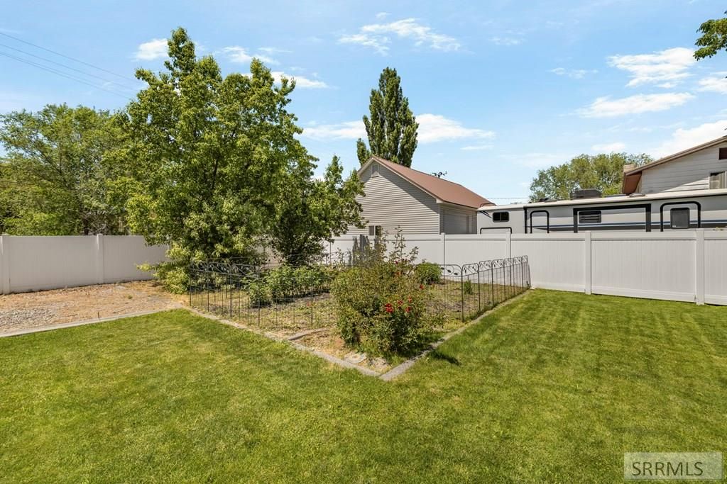 Image 30 of property listing at 525 1 E, Ririe, ID 83443