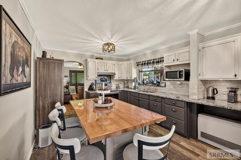 Image 9 of property listing at 525 1 E, Ririe, ID 83443