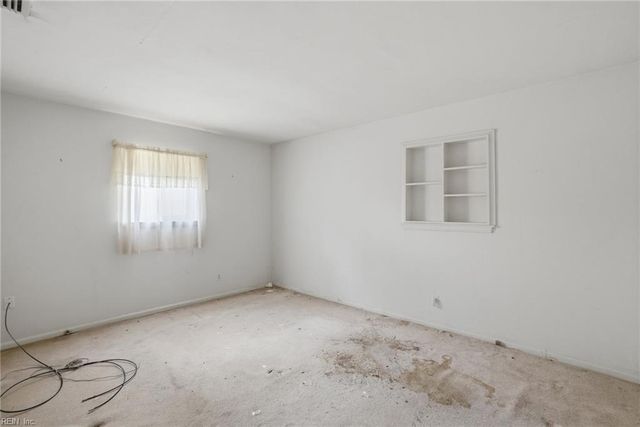 2213 Haywood AVE, Chesapeake, VA 23324