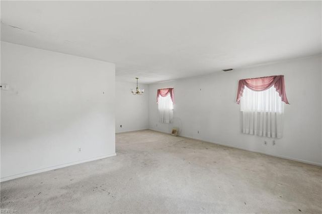 2213 Haywood AVE, Chesapeake, VA 23324