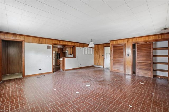 2213 Haywood AVE, Chesapeake, VA 23324