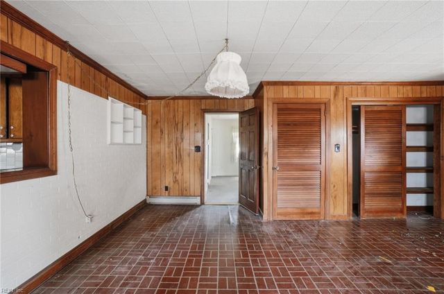2213 Haywood AVE, Chesapeake, VA 23324