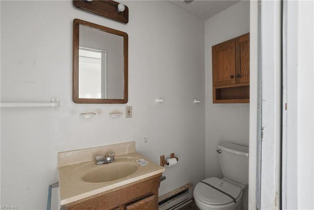2213 Haywood AVE, Chesapeake, VA 23324