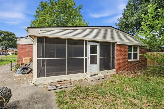 2213 Haywood AVE, Chesapeake, VA 23324