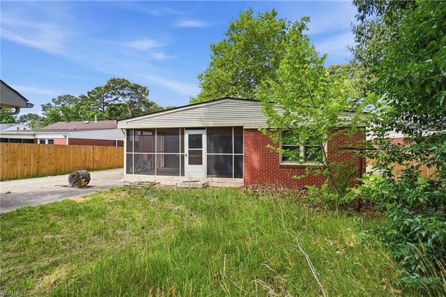 2213 Haywood AVE, Chesapeake, VA 23324
