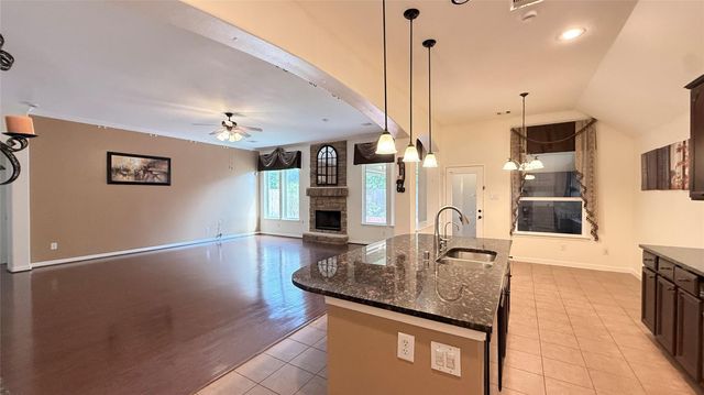 5623 Maverick Bend Lane, Missouri City, TX 77459