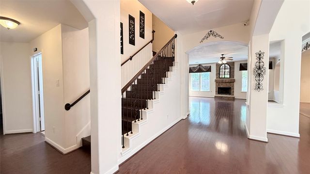 5623 Maverick Bend Lane, Missouri City, TX 77459