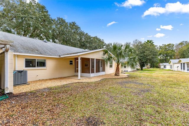 8525 SW 90TH LANE D, Ocala, FL 34481