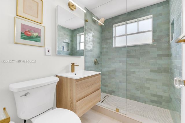 915 8th Street 101, Miami Beach, FL 33139