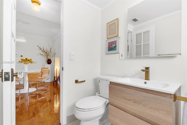 915 8th Street 101, Miami Beach, FL 33139