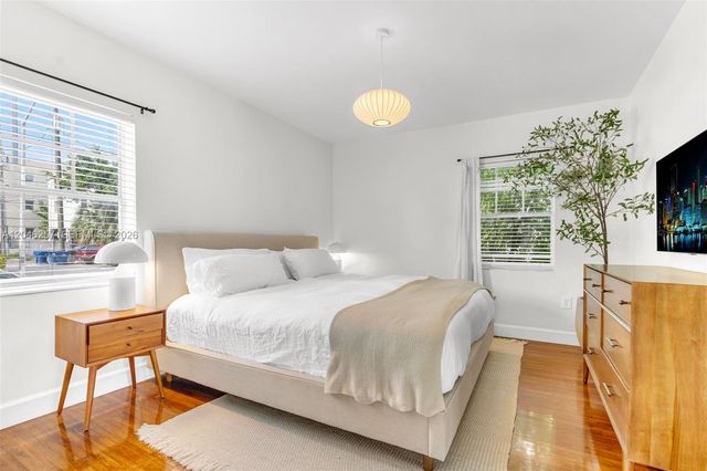 915 8th Street 101, Miami Beach, FL 33139