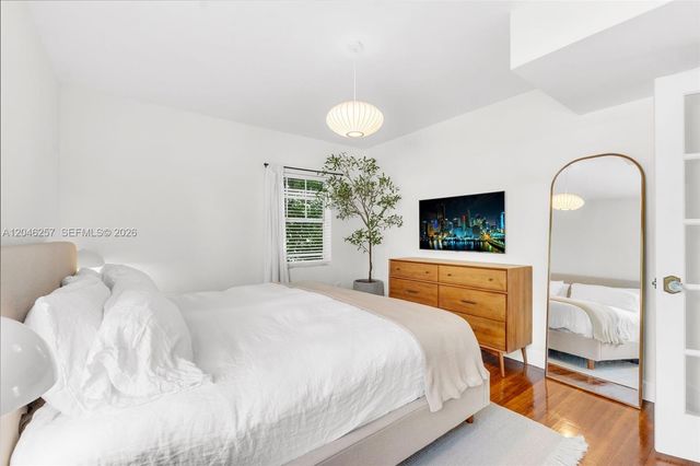 915 8th Street 101, Miami Beach, FL 33139