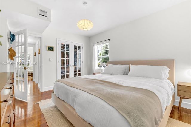 915 8th Street 101, Miami Beach, FL 33139