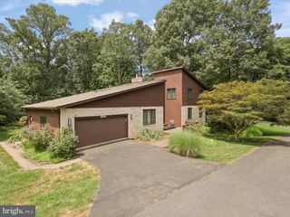 11737 FLEMISH MILL CT, Oakton, VA 22124