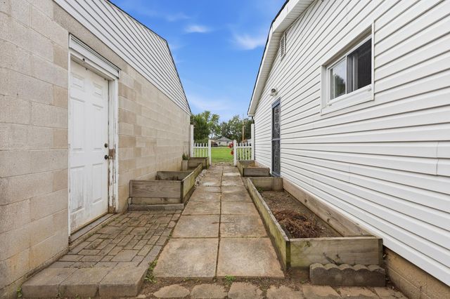 1943 Rea Avenue, Columbus, OH 43223