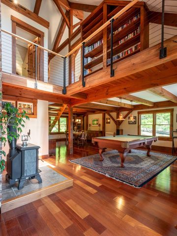 113 Lovejoy Road, Milford, NH 03055