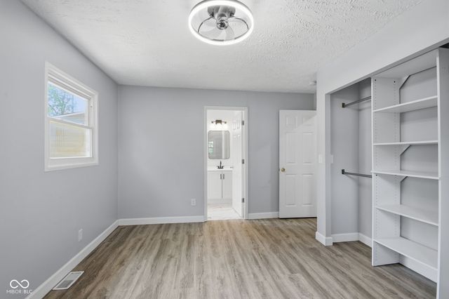 6025 Westhaven Drive, Indianapolis, IN 46254
