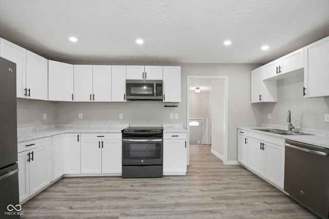 6025 Westhaven Drive, Indianapolis, IN 46254