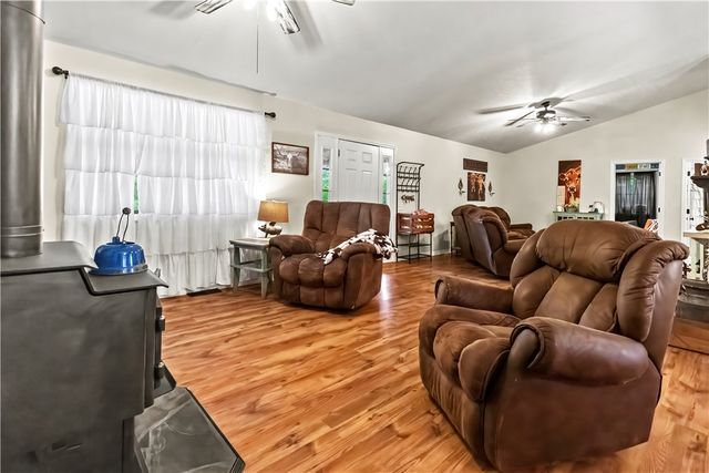 229 Ruby Lane, Yellville, AR 72687