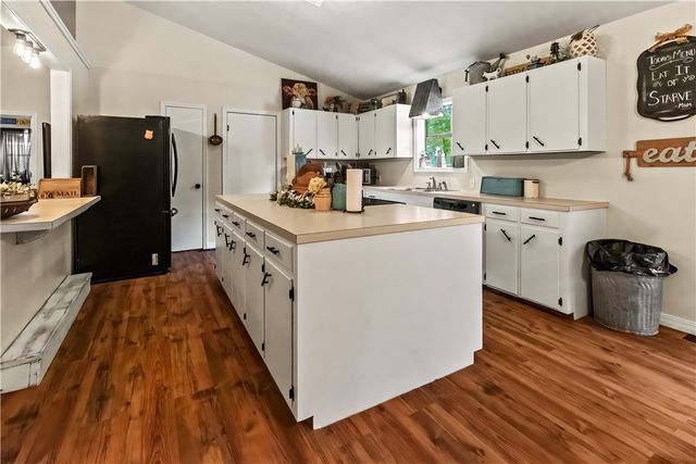 229 Ruby Lane, Yellville, AR 72687