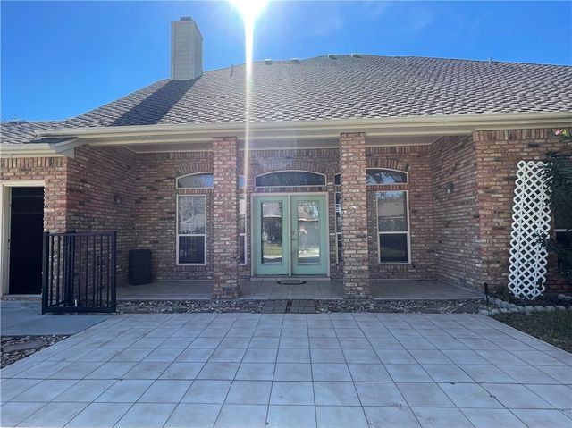 6158 Lemans Dr, Corpus Christi, TX 78414