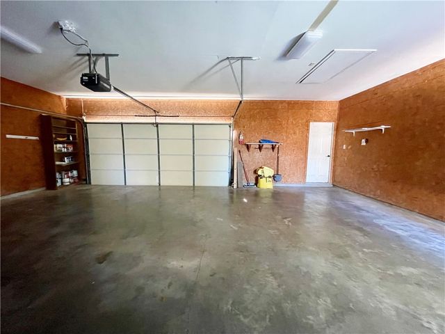 6158 Lemans Dr, Corpus Christi, TX 78414