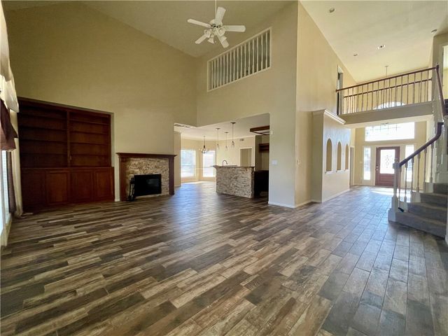 6158 Lemans Dr, Corpus Christi, TX 78414