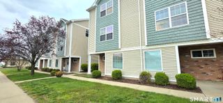 274 Bridgeport Avenue, Milford, CT 06460