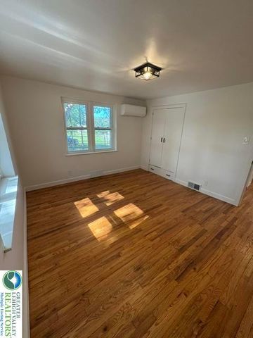 1561 Limeport PIKE, Coopersburg Boro, PA 18036